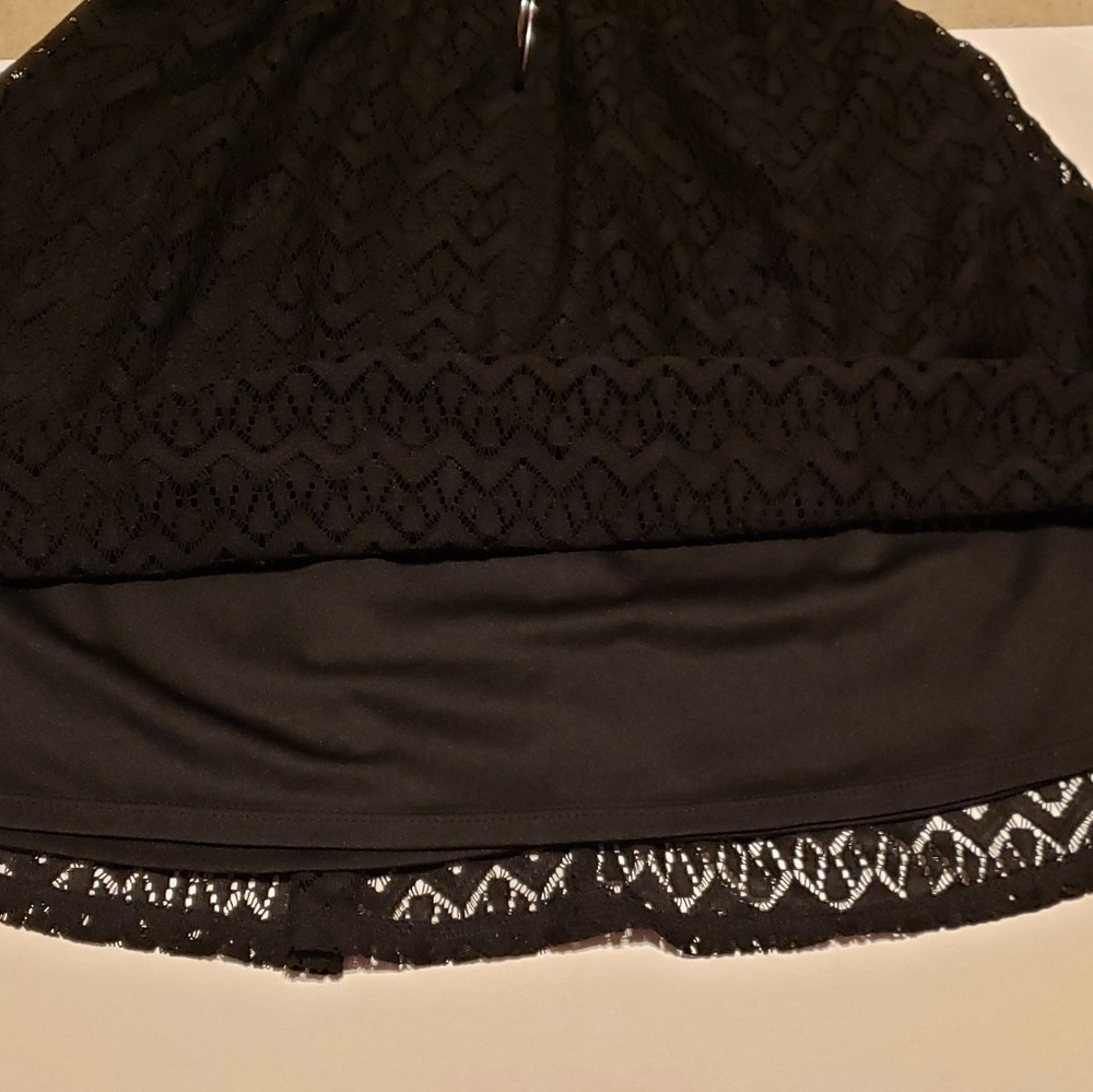 Dress - Picture 6 of 6